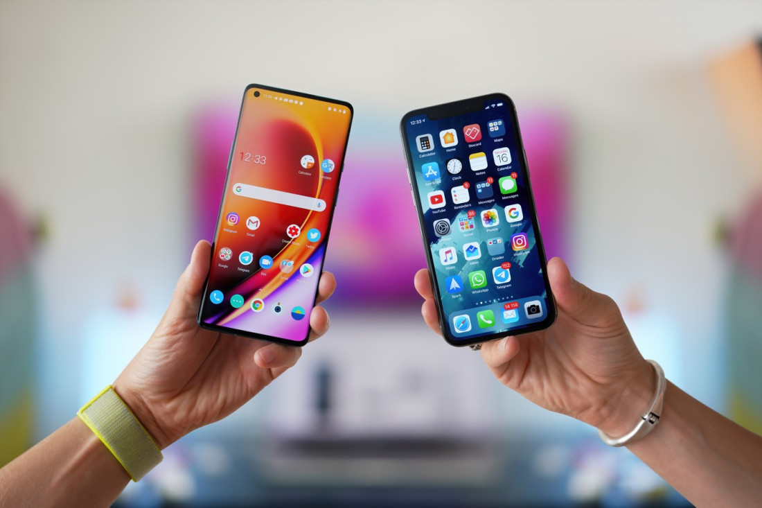 Apple i Samsung u borbi za najtanji telefon 2025.