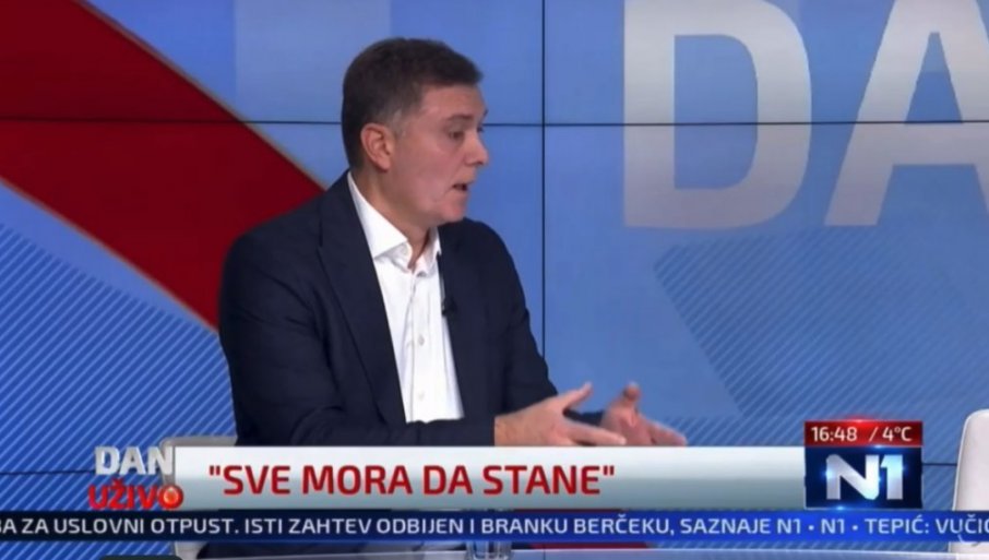 Mi smo parlamentarna stranka, ali na našim mestima sede ljudi iz drugih stranaka