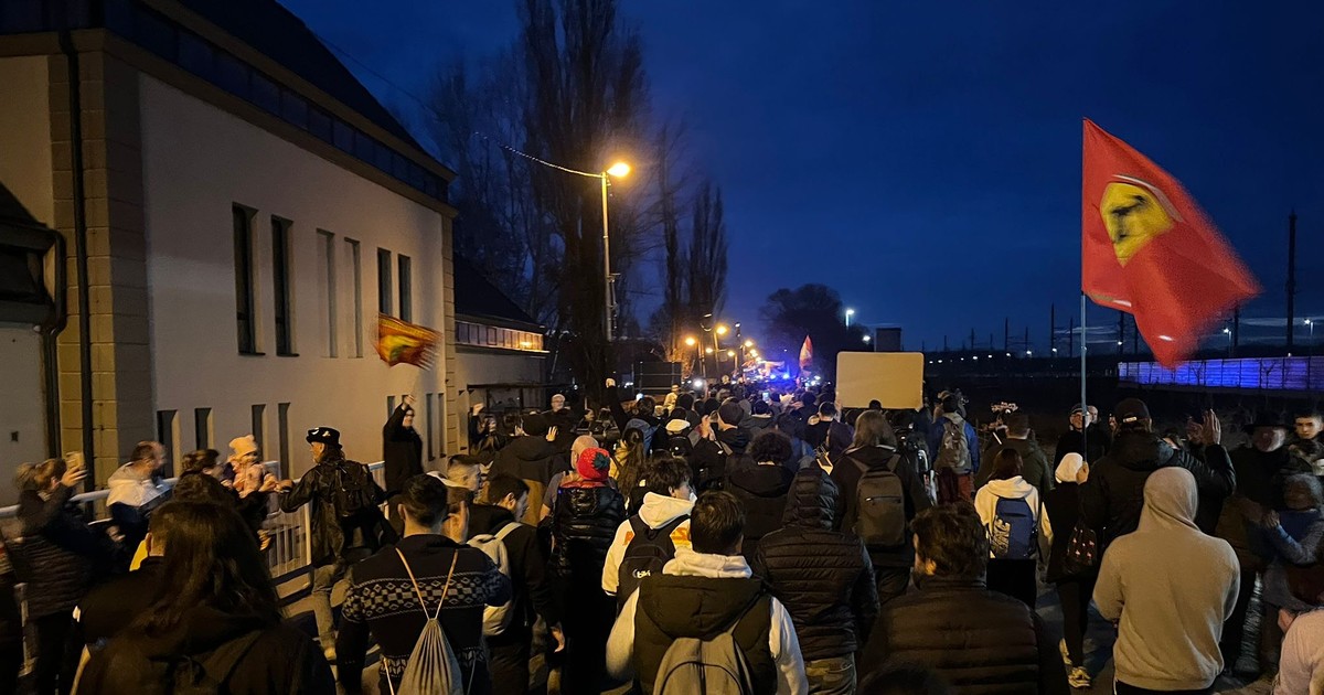 (Mapa) Studenti u blokadi nastavili šetnju ka Novom Sadu: Ovo je plan puta (uživo)